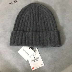 zara limited edition bucket hat
